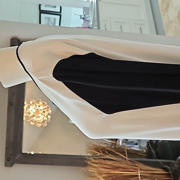 EUC Size medium Zara Woman Top - Picture 3 of 5